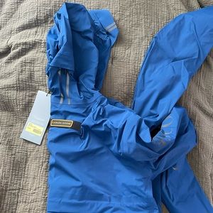 Canada goose - size LARGE